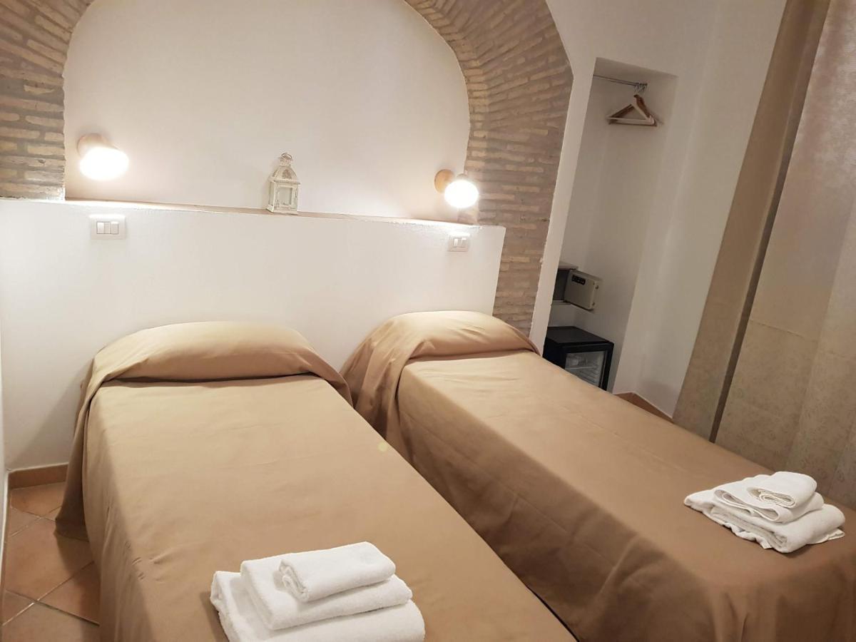 Gulliver'S Lodge Roma Ngoại thất bức ảnh